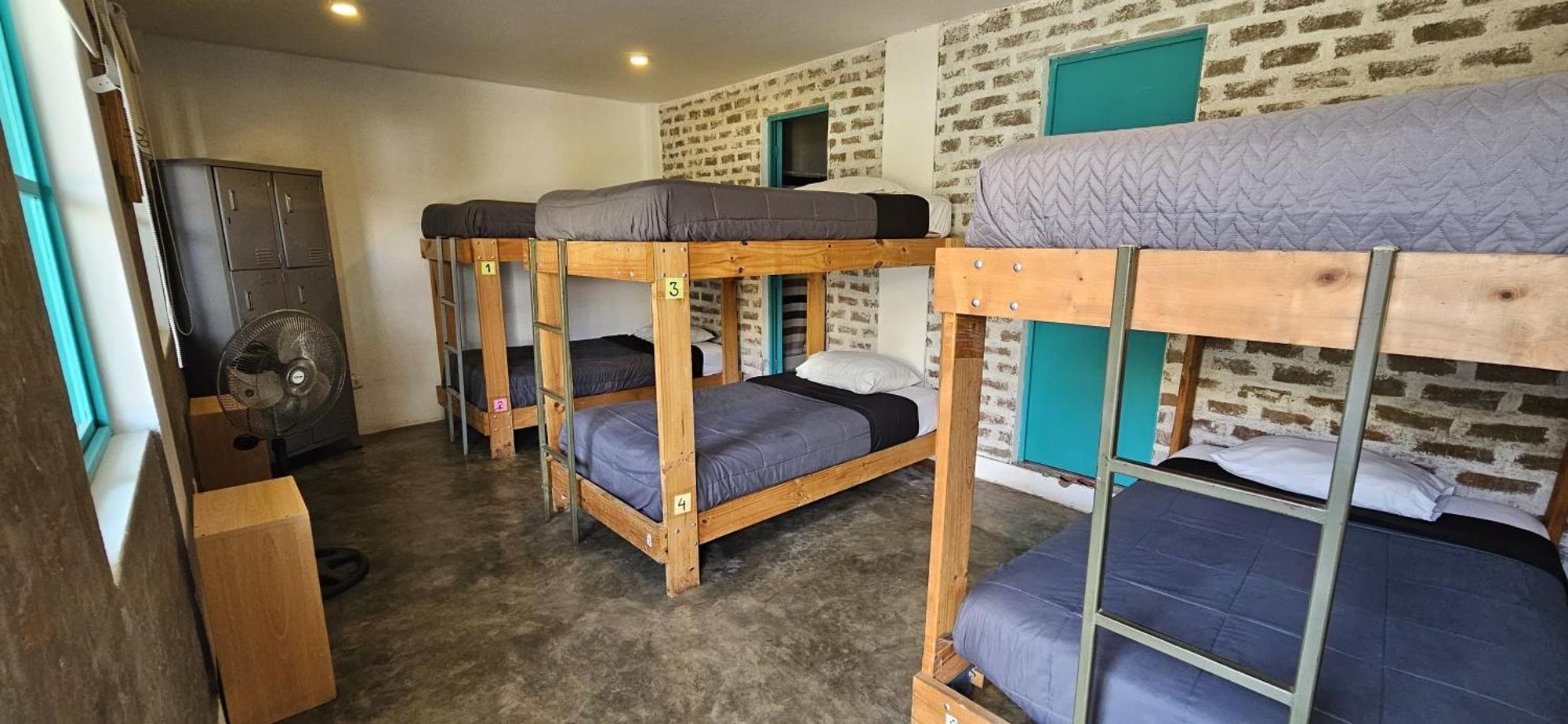 The Upcycled Hostel Huacachina 伊察 外观 照片